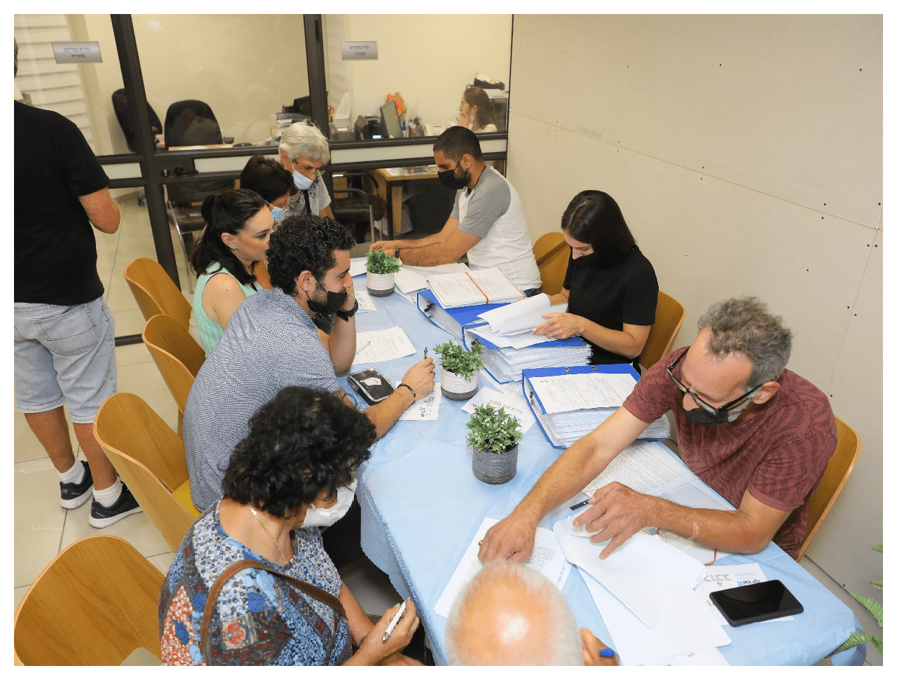 ערב חתימות של דיירים